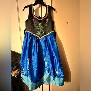 Size 6 Ana dress with pink Shaw